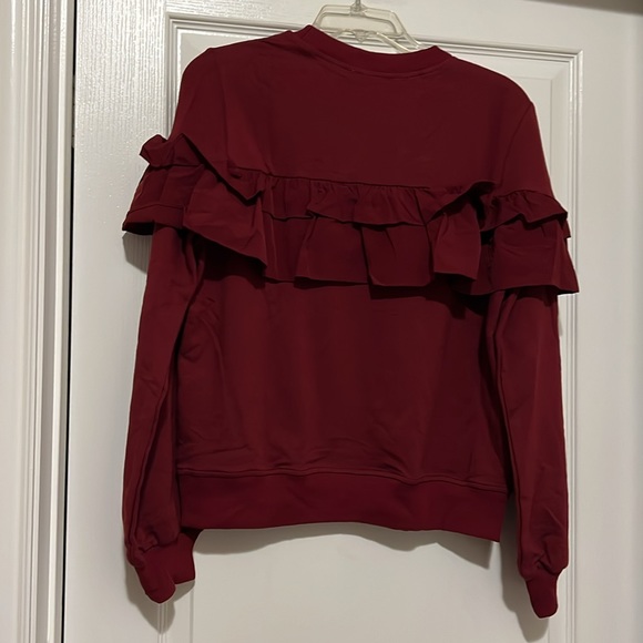 NWOT TCEC Ruffled Sweatshirt - Picture 10 of 11